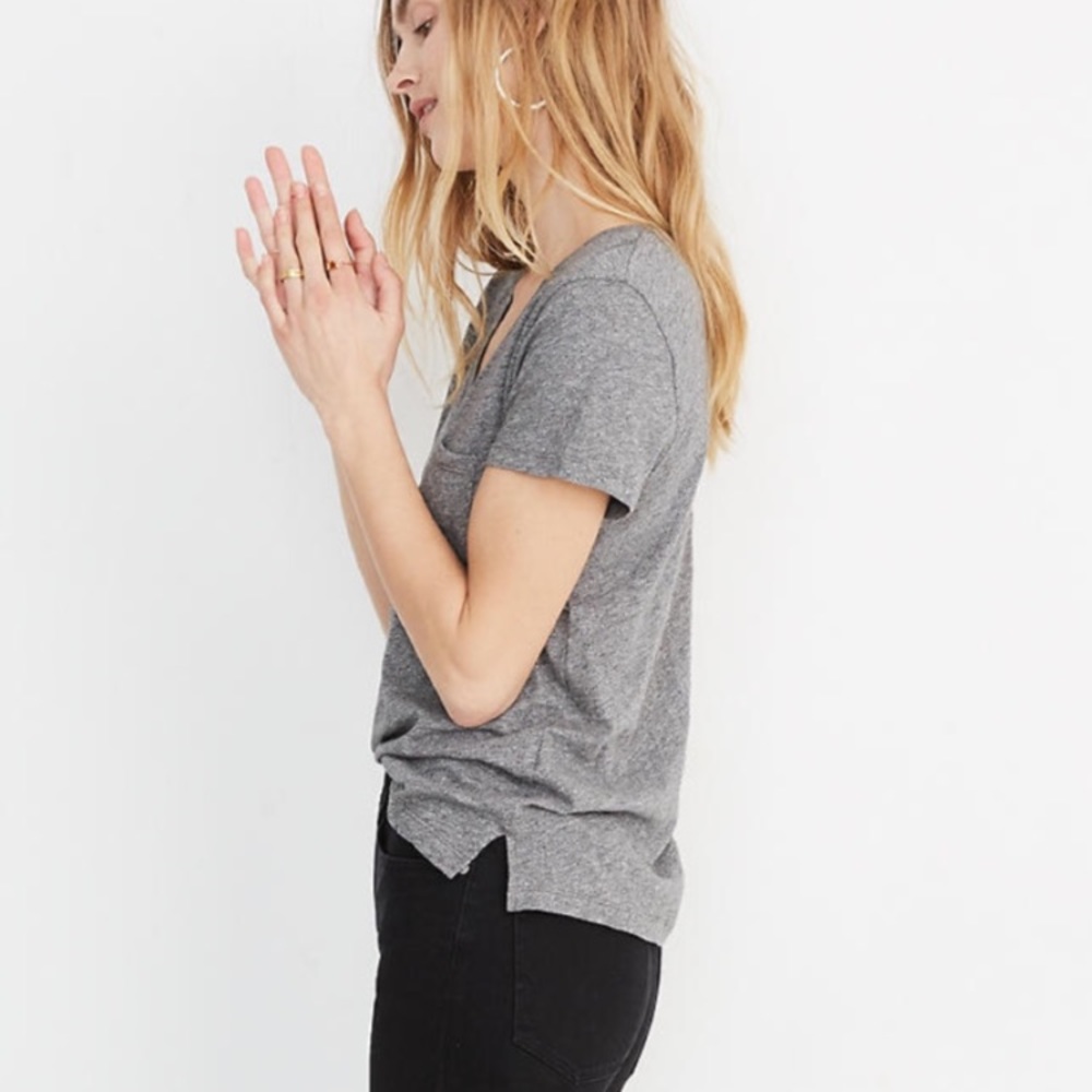 NEW Madewell Grey Whisper Cotton V-Neck Pocket Tee Size XS - Picture 3 of 12